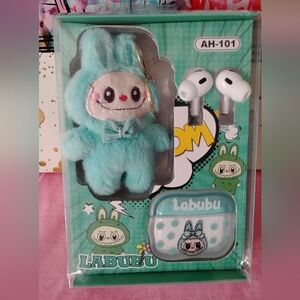 Labubu Light Green Earbuds Set With Labubu Plush Carrier Case
